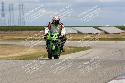 media/Apr-26-2024-TrackDaz (Fri) [[c4b677d280]]/B Group/120pm (Wheelie Bump)/